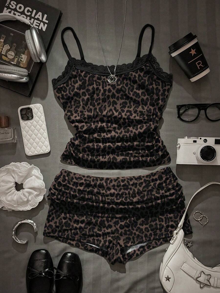 Attitoon 2pcs/Set Women Lace Camisole And Pleated Shorts, Suitable For Summer - Multicolor - View 1