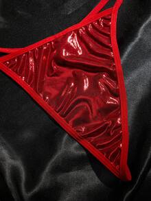 SpicyHot Sexy 5-teiliges Set in Große Größen mit herzförmigem, glänzendem, reflektierendem Top + G-String + Mini-Rock + Nippelklebern, romantisch für den Valentinstag - Rot - Übersicht 5