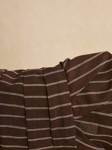 Poéselle 女士细条纹荷叶边吊带背心，棕色V领无袖上衣，饰有金色别针，时尚办公室及晚宴装扮，夏季，情人节