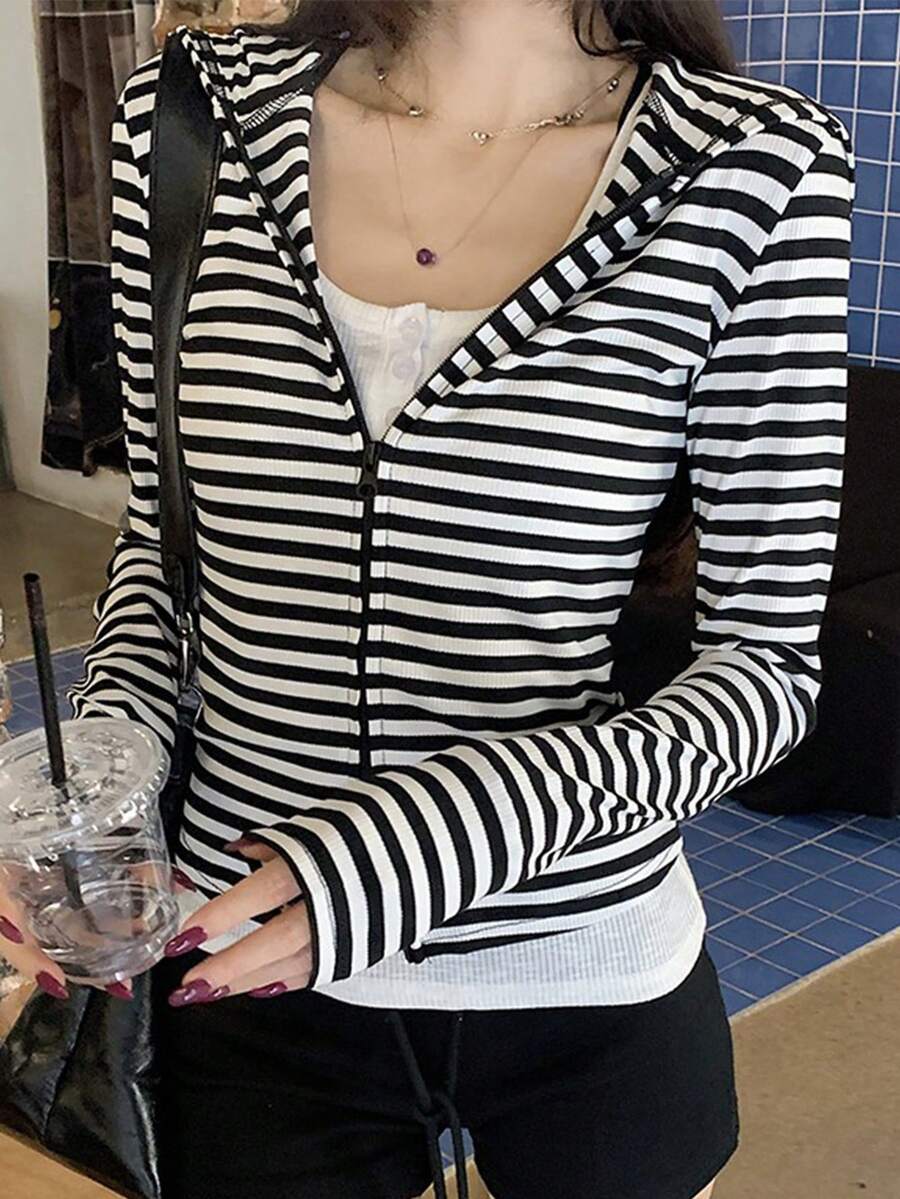 K-Vae Women's Casual Commuting Zip-Up Hooded Jacket With Black And White Striped Print, Suitable For Spring And Autumn - Black and White - View 1