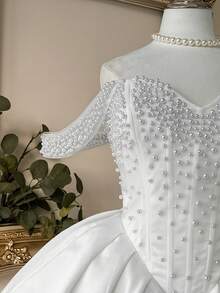Lovelzi 优雅奢华的白色缎面拼接网纱，手工渐变仿珍珠装饰，露肩落袖A字短款派对连衣裙 - 白色 - 查看 8