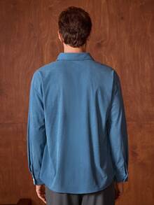 Officeau 男士灯芯绒日常通勤休闲学院风拼接口袋纯色长袖衬衫，适合春秋季穿着 - 青碧色 - 查看 2