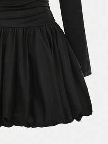 SHEIN 女童新款秋季露肩荷叶边连衣裙 女童黑色荷叶边下摆迷你连衣裙 黑色长袖连衣裙 女童可爱泡泡裙 - 黑色 - 查看 6