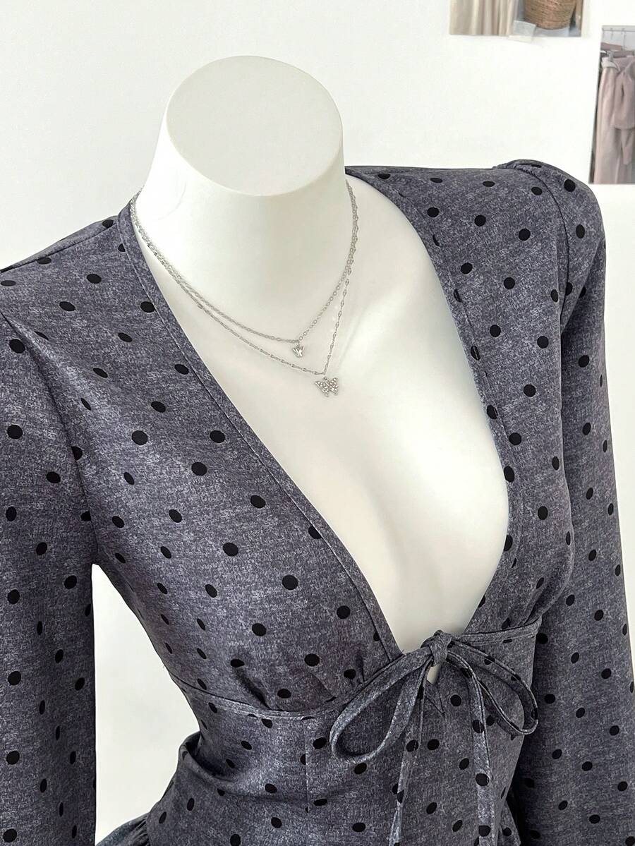 SHEIN Unity Vestido casual mini de mujer con mangas largas, cuello en V profundo, lunares y cintura con lazo fruncido - Gris - Ver 1