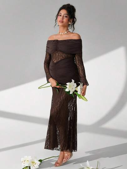 Cheriluna Maternity Enfärgad spetslappsklädd lång, rynkad, bara axlar, gravidfotograferingsklänning