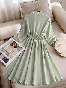 GlowEve 女士刺绣领收腰A字连衣裙，优雅精致，适合日常通勤、商务场合、浪漫约会、派对、圣诞节、秋冬季穿着，长袖设计。 - 綠色 - 查看 2