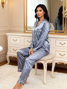 LuxeNights Bộ đồ ngủ dài tay và quần in hình trái tim satin - Xanh da trời - Xem 4