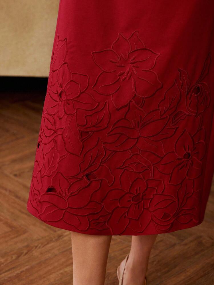 WOMEN'S EMBROIDERED STRAPLESS MIDI DRESS, SUITABLE FOR WINTER DATES