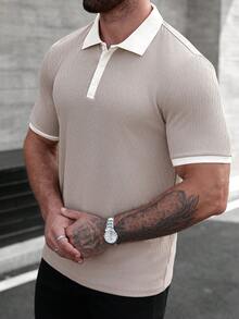 Manfinity CasualCool 男士短袖纹理面料撞色Polo衫，适合居家、聚会和外出穿着。男士针织衫、男士T领T恤、男士纽扣针织Polo衫、男士Polo衫、男士高尔夫球衫，尽显复古风范。适合日常休闲、周末旅行、户外活动、探险旅行、轻松的工作环境或半正式场合。可作为男友/丈夫礼物、周年纪念/生日礼物、派对礼物、圣诞节礼物、新年礼物、婚礼礼物。 - 卡其色 - 查看 4