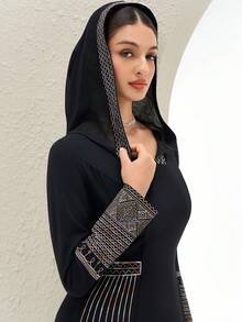 Al Najma 女士V领复古长袖收腰阿拉伯风长裙 - 黑色 - 查看 2