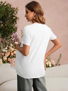 SHEIN Maternity Clothes Maternity  Tops Summer Pregnant Clothes White Crew Neck T-Shirt With Sequined Heart Knit Plain Weave, Perfect For Parties, Parties, And Valentine's Day. - White - View 2