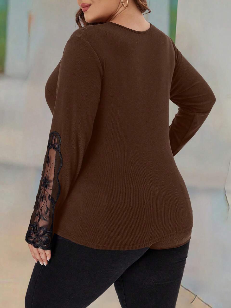 Plus Size Women Brown Lace Elegant T-Shirt, Plant & Mesh Splice Crew Neck Long Sleeve Top For Autumn Dinner Party, Valentine's Day New Year