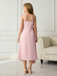 Elegantes Blumenmädchen-Kleid für Abschluss, Hochzeit, Ball, geeignet für Halloween, Weihnachten, Shrimp-rosa Satin 3D Blumen Träger Midi-Kleid für Tween-Mädchen, modisches Prinzessinnen-Kleid mit offenem Schlitz und Volants für den Schulanfang - Pink - Übersicht 2