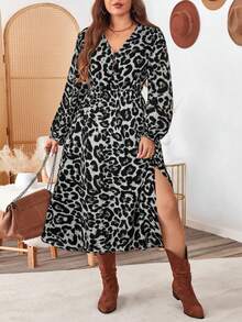SHEIN LUNE 大码秋季女装豹纹V领长袖优雅开衩连衣裙，秋冬/感恩节女装/万圣节服装/长款女装/秋季曲线感恩节服装/节日服装/节日派对连衣裙/大码豹纹连衣裙/猎豹纹连衣裙/长袖中长连衣裙/秋季女装/中长连衣裙/动物纹连衣裙/豹纹中长连衣裙 - 灰色 - 查看 1
