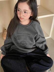 DAZY Young Girls Round Neck Knit Fleece Printed Sweatshirt, Fall - Dark Grey - View 7
