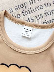 SHEIN 男婴春夏短袖三件套套装 - 可爱狮子图案T恤搭配印花短裤和帽子 - 彩色 - 查看 7