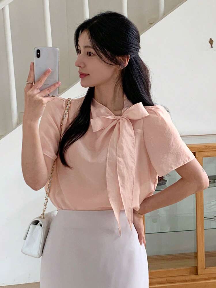 Women's Elegant Solid Color Bow Tie Short Sleeve Blouse Summer