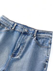 Teen Boys Y2K Four Season Autumn/Winter New Arrival Teen Boys' Slim Fit Distressed Gray Jeans. American Clean Fit, Soft Washed Denim, Slim Cut To Flatter Legs, Versatile High Street Vibe. Suitable For City Walks, Daily Outings, School, Commute, Gatherings, Home Wear, Halloween, Holidays. 2025 Autumn New Collection. Streetwear Jeans Mens Jeans Six Seven Washed Jeans Blue Jeans - Light Wash - View 7