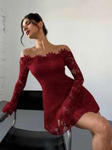 Firerie 女士优雅浪漫约会性感露肩蕾丝迷你连衣裙，饰有3D立体花朵，收腰A字裙 - 酒紅色 - 查看 3