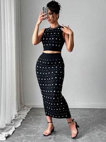 Conjunto elegante de falda de punto con cuello redondo, sin mangas y adornado con perlas para mujer con tejido muy elástico para un look sexy. - Negro - Ver 3