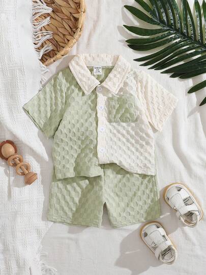 SHEIN Baby Boy Spring Vacation Casual Lapel Loose Patchwork Contrast Color Textured Fabric Short Sleeve Shirt + Loose Textured Jacquard Fabric Shorts Set, Suitable For Vacation, Leisure And Daily Wear