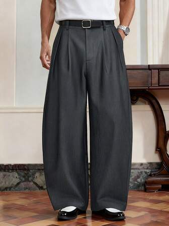 Manfinity Hypemode Pantalones casuales de corte holgado para hombres, adecuados para el uso diario en la oficina, salidas de fin de semana, viajes, reuniones con amigos, etc. Este pantalón es un artículo versátil y esencial en el guardarropa de un hombre, y hace un gran regalo para un novio o esposo.