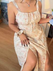 SHEIN EZwear Vestido informal de vacaciones de playa de verano con volantes y estampado floral para tallas grandes - Rosa - Ver 10