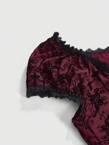 ROMWE Fairycore Áo thun nữ cổ điển đính nơ ren viền ren - Màu Đỏ Sâu - Xem 4