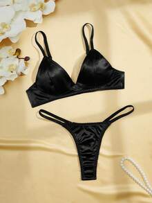 Charlaine 2pcs Minimalist Solid Color Lingerie Bra & Panty Set, Wireless Lingerie Bra, Thong - Black - View 5