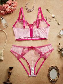 PinupPomp Plus Size Women Bow Decor Sheer Lightly Padded Underwire Sexy Lingerie Set - Pink - View 8