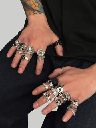 Goth 24pcs Fashion Punk Geometric Metal Rings, Black Gemstone Rings, Non-Adjustable, Men's Personalized Hip-Hop Punk Charm Jewelry, Holiday Gift, Birthday Gift, Ring Set