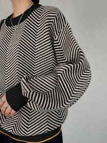 FRIFUL Women's Casual Loose Fit Colorblock Round Neck Drop Shoulder Long Sleeve Sweater, Versatile Autumn Outerwear - Black - View 5