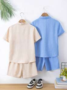 SHEIN Explorewe Bộ đồ 4 món đơn giản cho bé trai, Bộ áo sơ mi ngắn màu kaki + Bộ áo sơ mi ngắn màu trắng, Thích hợp cho mùa xuân và mùa hè chơi ở nhà - Nhiều màu - Xem 2