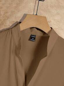 HIMLAND 男士休闲日常通勤简约纯色翻领短袖衬衫，夏季 - 棕色 - 查看 3