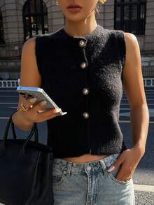 DAZY Women's Sleeveless Fitted Knit Top - Black - View 3