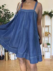 Truni 大码女式夏季休闲牛仔吊带连衣裙，明线设计 - 中等水洗藍 - 查看 5