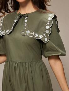 WESTFADE 航海风刺绣领结泡泡袖100%纯棉府绸层叠中长连衣裙，适合秋季、冬季穿着，休闲可爱，适合度假，波西米亚风 - 軍綠色 - 查看 2