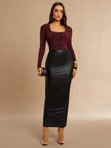 Silquee This Women's Red Long-Sleeved Metallic Striped Bodysuit Is Elegant And Versatile, Making It A Perfect Choice For Autumn And Winter. It's Suitable For Valentine's Day, Christmas, Dates/Outings/Nightclub Parties/Gatherings, Elegant Parties And Everyday Dates, Valentine's Day And Formal Dinner Party Outfits, New Elegant Party And Everyday Date Looks, Evening Outings, Nightclubs, Parties, Graduations, Evening Gowns, Party Dresses, And Stage Performance Dresses. - Red - View 3