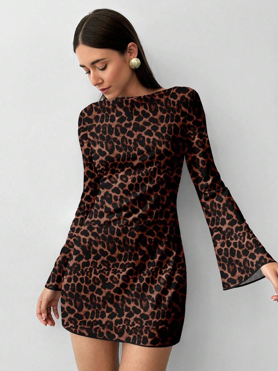 Aloruh Women's Sexy Fashionable Open Back Lace-Up Mini Dress, Suitable For Summer - Multicolor - View 1