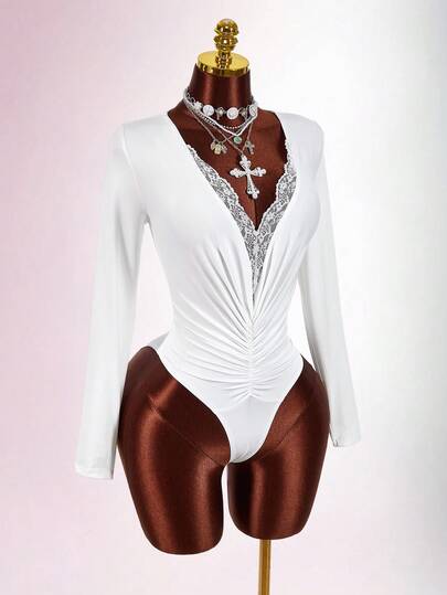 Amplova Chic Retro Deep V-Neck Lace Trim Ruched Bodysuit, Sexy Long Sleeve, Suitable For Party And Date White Lace Trim Bodysuit White One Piece Bodysuit White Bodysuit Sexy Bodysuit Sexy Women Clothes Long Sleeve Bodysuit For Women Vacation Outfits Women Y2K Valentine's Day