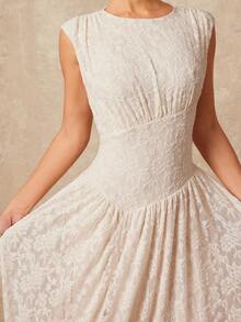 Lumalex 早春印花优雅柔软舒适船领褶皱腰身连衣裙，适合女士，尽显奢华新年新风尚，适合舞会、聚会、宴会、低调奢华、闪耀节日派对、锐舞音乐节、郊游、度假、户外、婚礼季、宴会、宰牲节、新年派对、派对礼服、蕾丝长裙、象牙色优雅连衣裙等场合。 - 杏色 - 查看 7