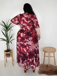 Truni Plus Size Women Floral Print Twist Front Short Sleeve Elegant Midi Dress, For Pear Triangle Body Shape, For Body Shape, For Summer - Red Violet - View 2