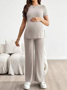 SHEIN 两件套孕妇休闲短袖上衣和裤子 - 卡其色 - 查看 3