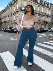 Dripcurv 大码女式蓝色弹力针织牛仔裤，四季皆宜的喇叭牛仔裤，新年服装