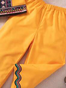 SHEIN Ensemble 2 pièces pour filles, imprimé style moyen-oriental, style élégant et classique à la mode, Top à manches bouffantes + pantalon - Jaune citron - Voir 5