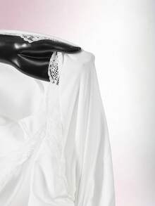 Amplova 复古别致深V领蕾丝边褶皱连体衣，性感长袖，适合派对和约会 - 白色 - 查看 8