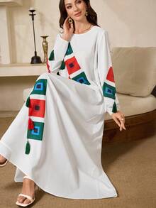 Al Najma 女士圆领长袖宽松复古阿拉伯风格连衣裙，带流苏装饰 - 白色 - 查看 6