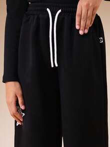 SUMWON Long Sleeve Star Print Wide Leg Pants Co-Ord Set With Crew Neck Top And Drawstring Waist For Casual Winter Wear - Black - View 7