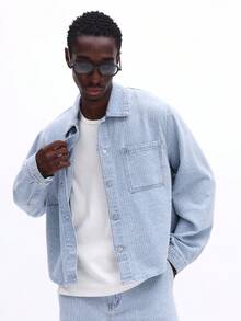 Camisa de manga larga con botones de mezclilla azul claro con textura, de corte regular, casual para otoño, invierno y primavera, con cuello para hombre SUMWON - Azul - Ver 1