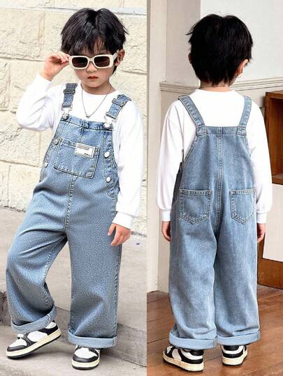 SHEIN Young Boy New Vintage Casual Soft Basic Flap Pocket Patch Loose Fit Blue Denim Bib Overalls Jumpsuit Fall Winter,For Boys Fall/Winter Dailywear Outfits,Boys Streetwear Outfits,Boys Christmas Outfits,Boys New Year Outfit,Thanksgiving Outfit For Boys,Stylish Clothing Collection,Winter Jeans,Toddler Jeans,Warm Jeans